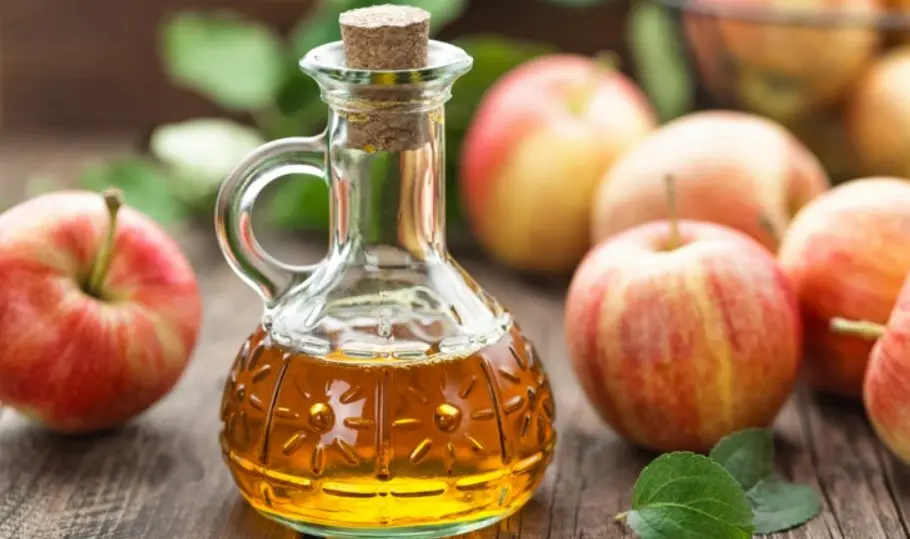 Dùng giấm táo