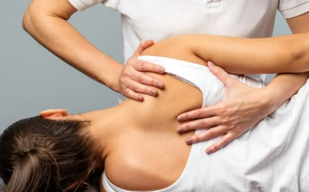 Massage giảm đau xương khớp