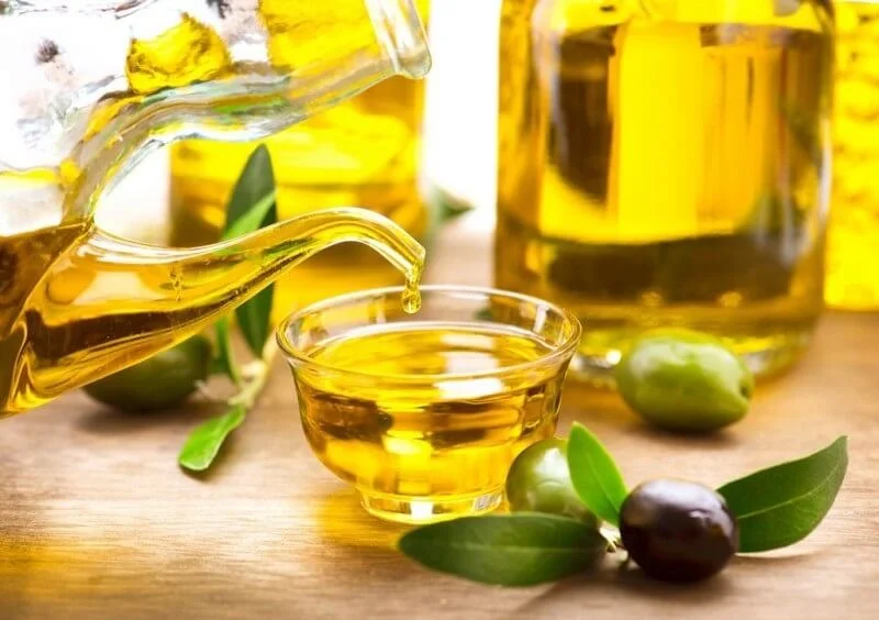 Dầu oliu chữa suy giãn tĩnh mạch